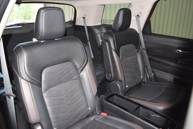 Used 2023 Nissan Pathfinder Platinum w/ Lighting Package (N93) image 52