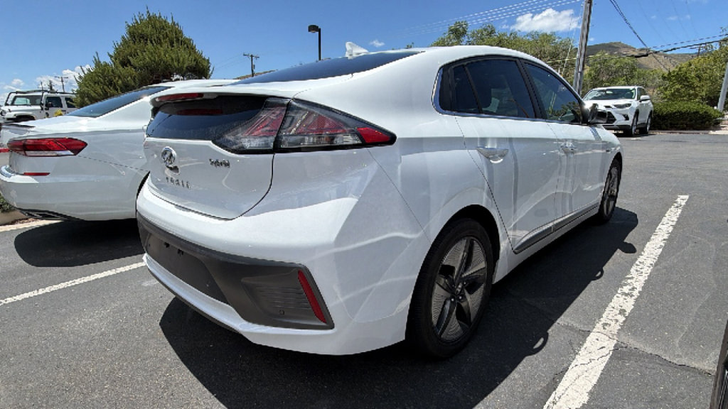 Used 2020 Hyundai Ioniq Limited FWD video 2