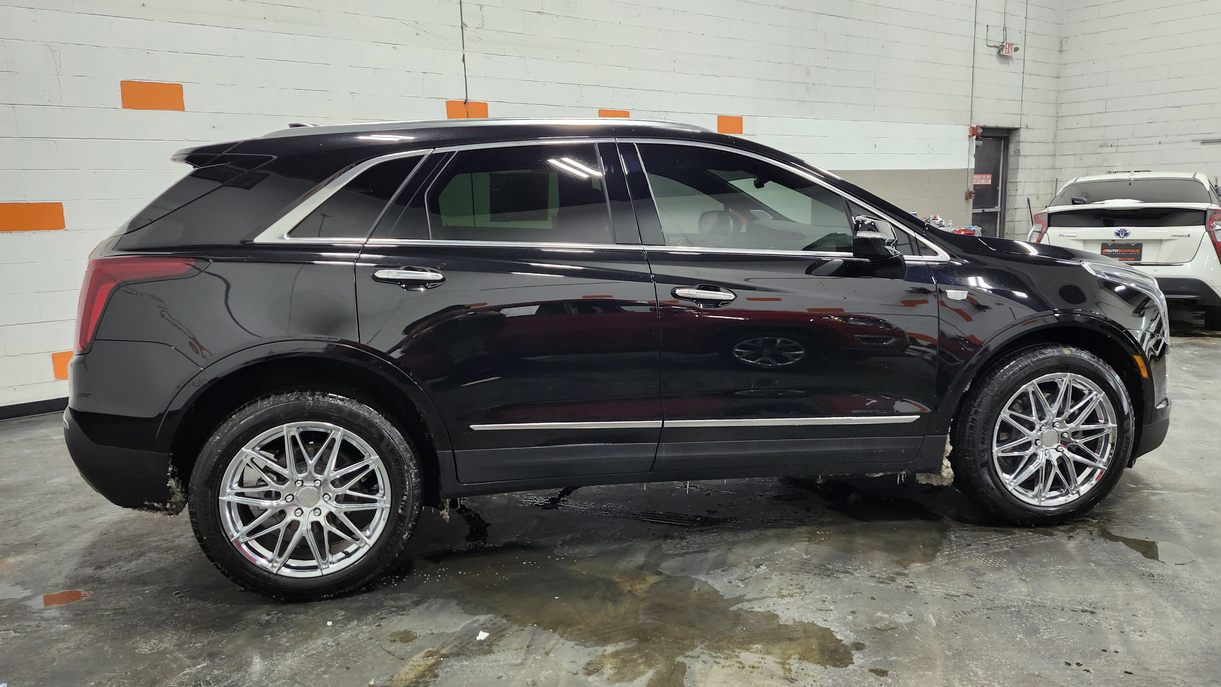 Used 2025 Cadillac XT5 Premium Luxury image 18