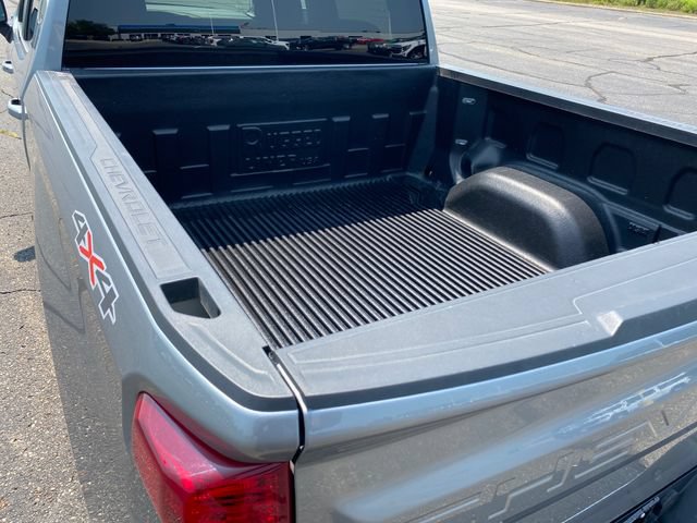 Certified 2025 Chevrolet Silverado 1500 LT AWD/4WD image 21