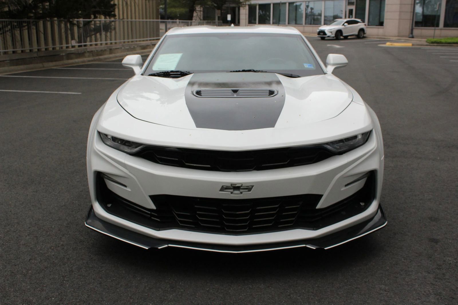 Used 2020 Chevrolet Camaro SS RWD image 3