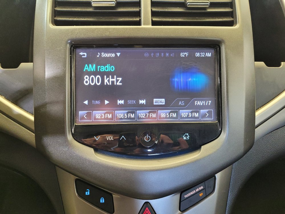 Used 2016 Chevrolet Sonic LT FWD image 25