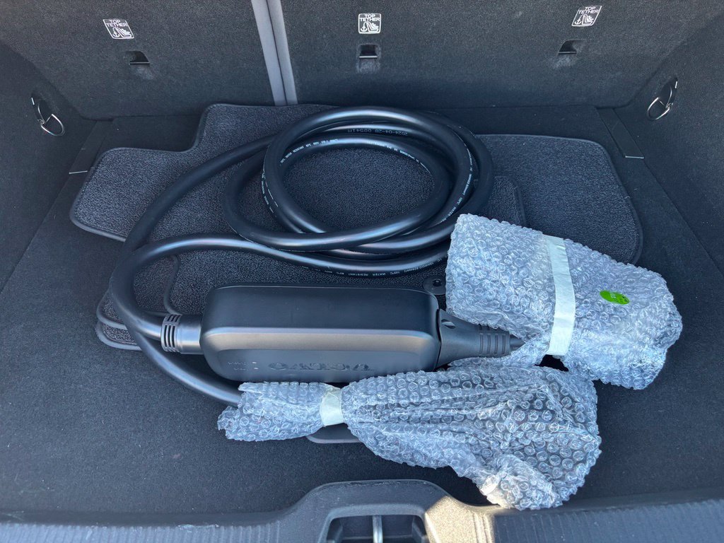 Certified 2025 Volvo EX30 Ultra w/ Climate Package AWD/4WD image 27