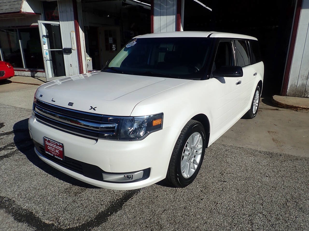 Used 2019 Ford Flex SEL w/ Equipment Group 202A AWD/4WD image 2