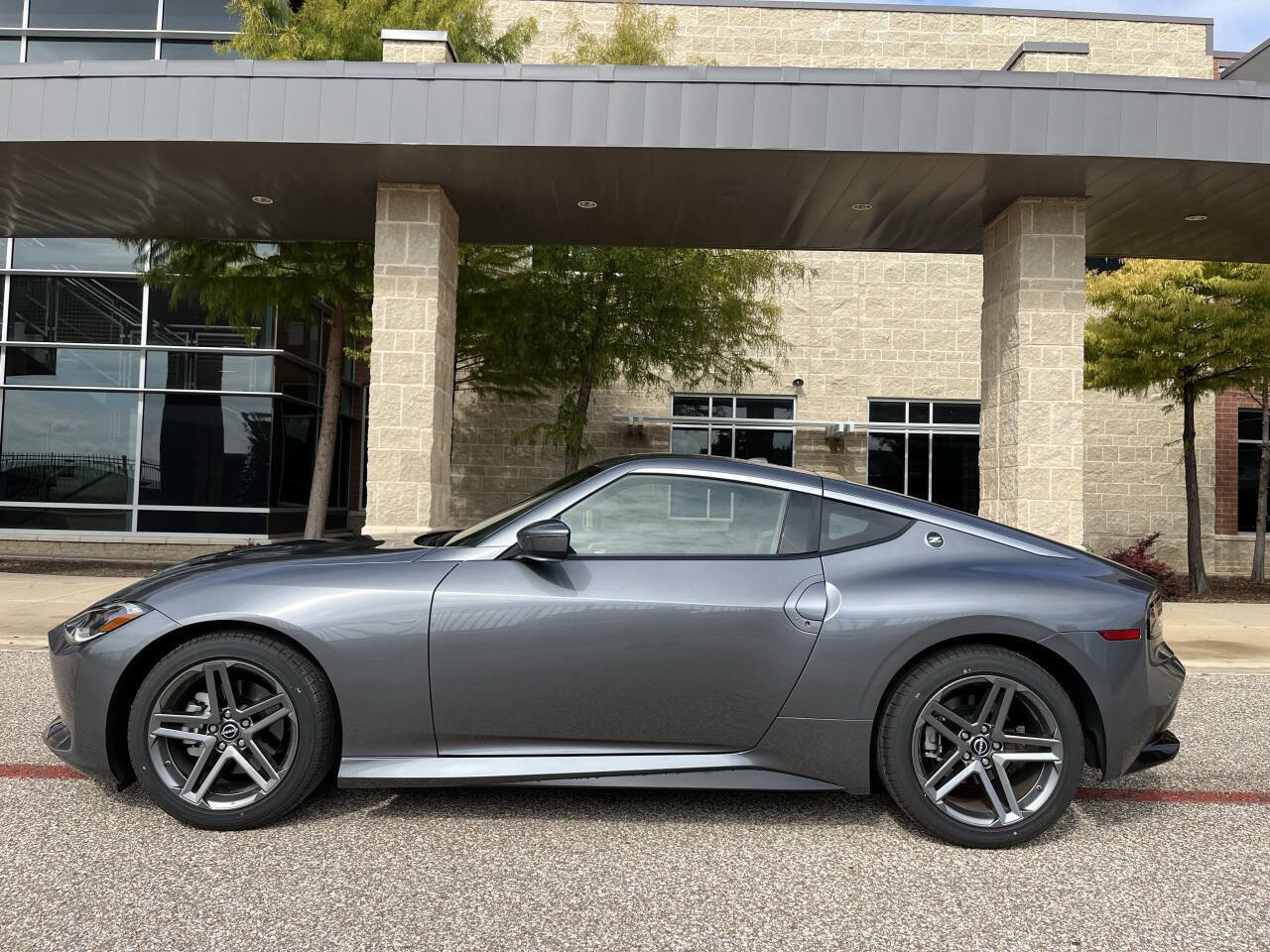 Used 2024 Nissan Z Sport w/ Floor Mat Package image 2