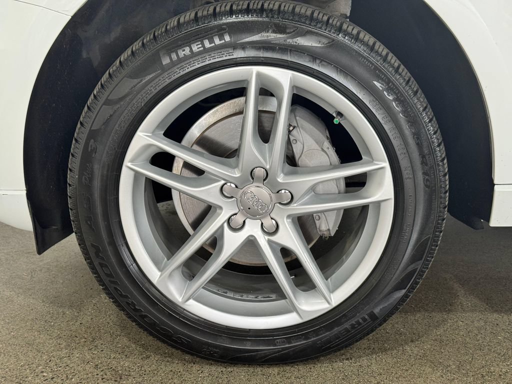 Used 2017 Audi Q5 2.0T Premium Plus w/ Technology Package AWD/4WD image 8