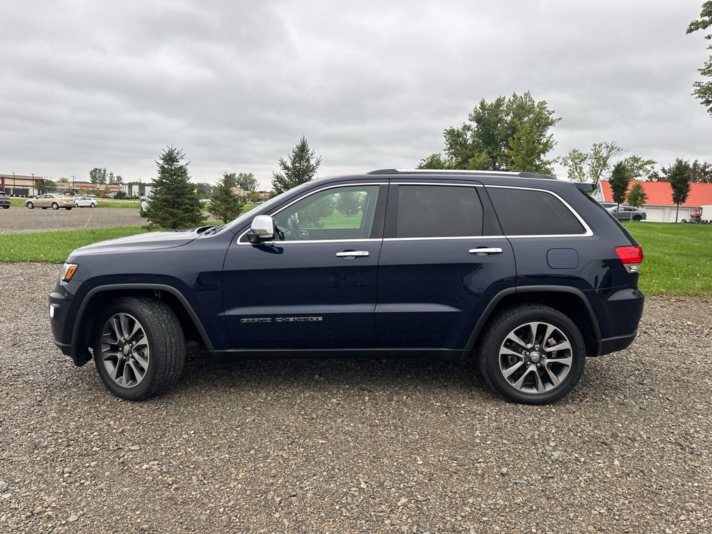 Used 2018 Jeep Grand Cherokee Limited w/ Luxury Group II AWD/4WD image 4
