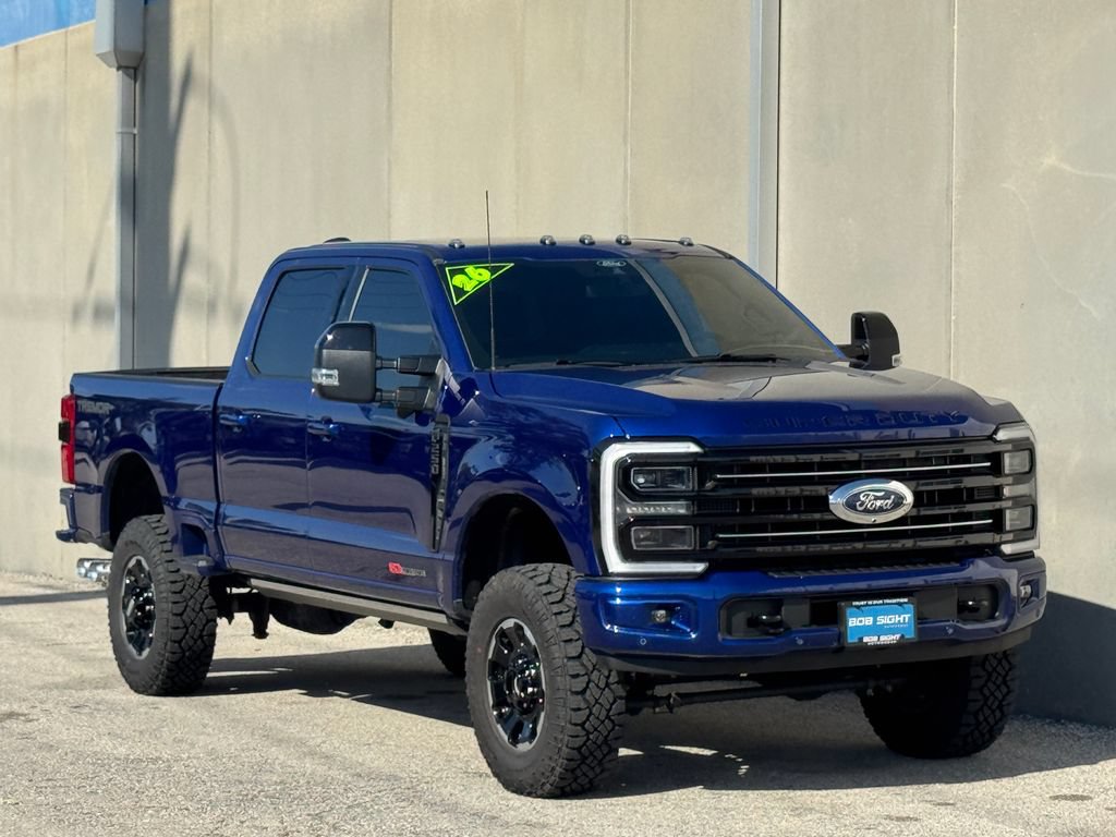 Used 2026 Ford F250 Platinum w/ Tremor Off-Road Package AWD/4WD image 2