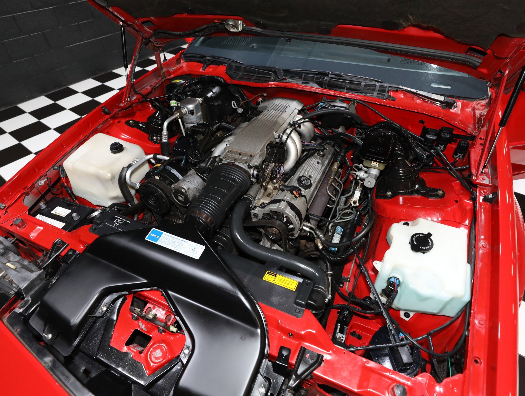 Used 1990 Chevrolet Camaro IROC-Z RWD image 2