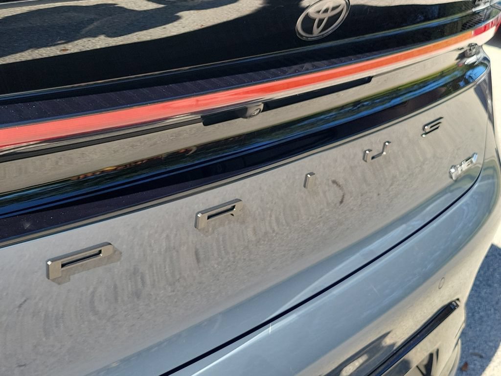 Used 2025 Toyota Prius Limited FWD image 10