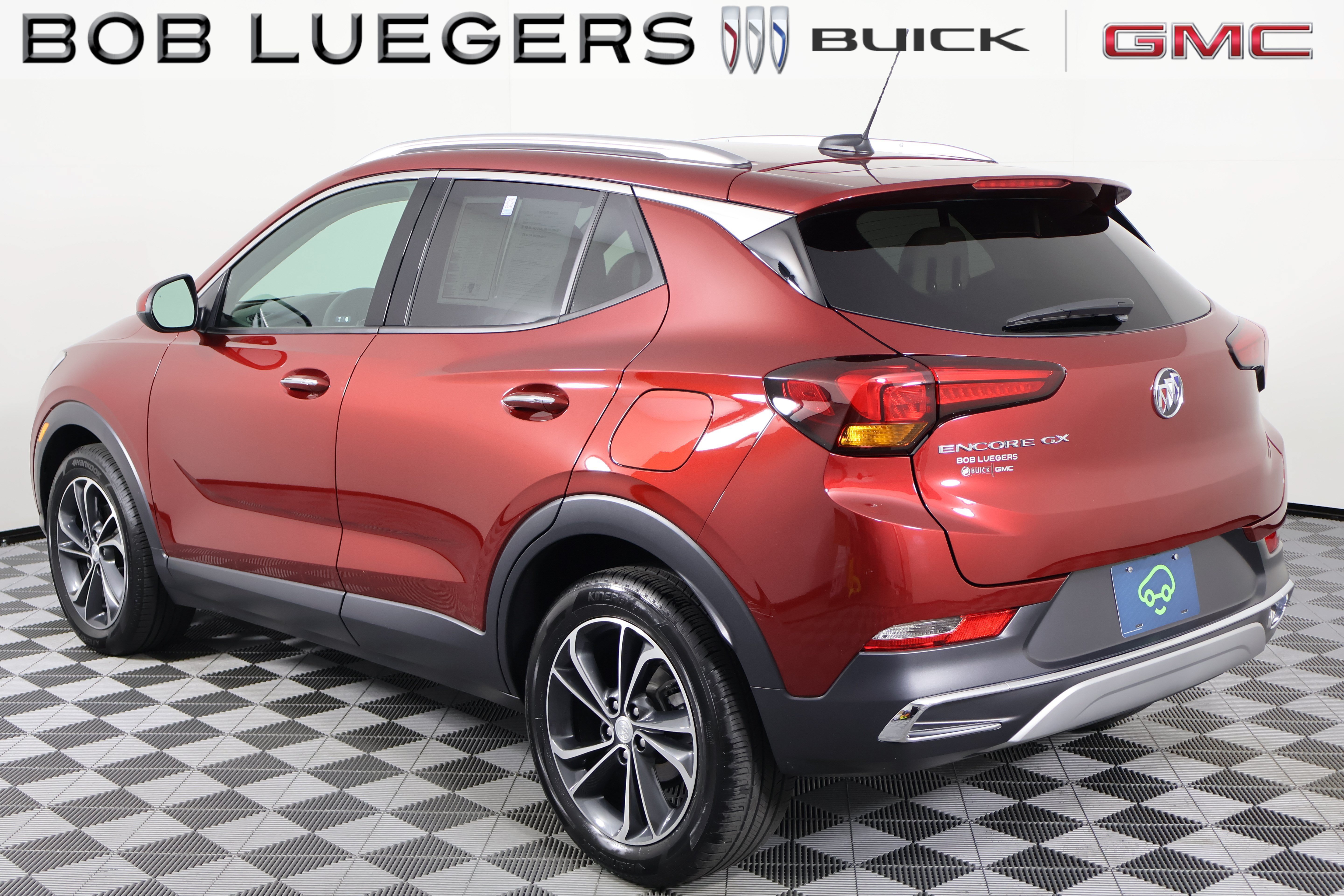 Certified 2022 Buick Encore GX Essence FWD image 4