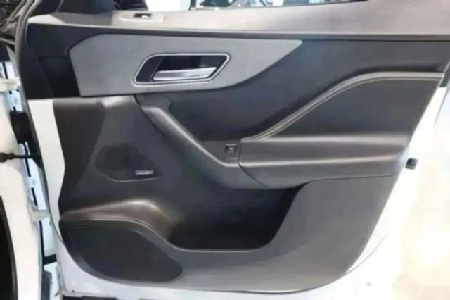 Used 2020 Jaguar F-PACE S image 47