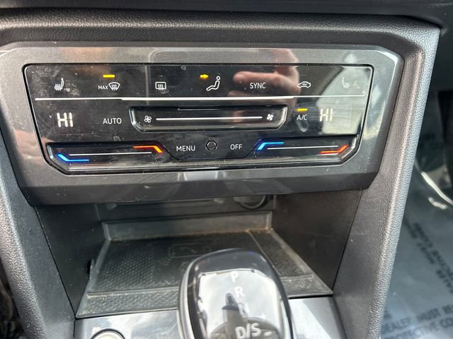 Used 2023 Volkswagen Tiguan SE image 22