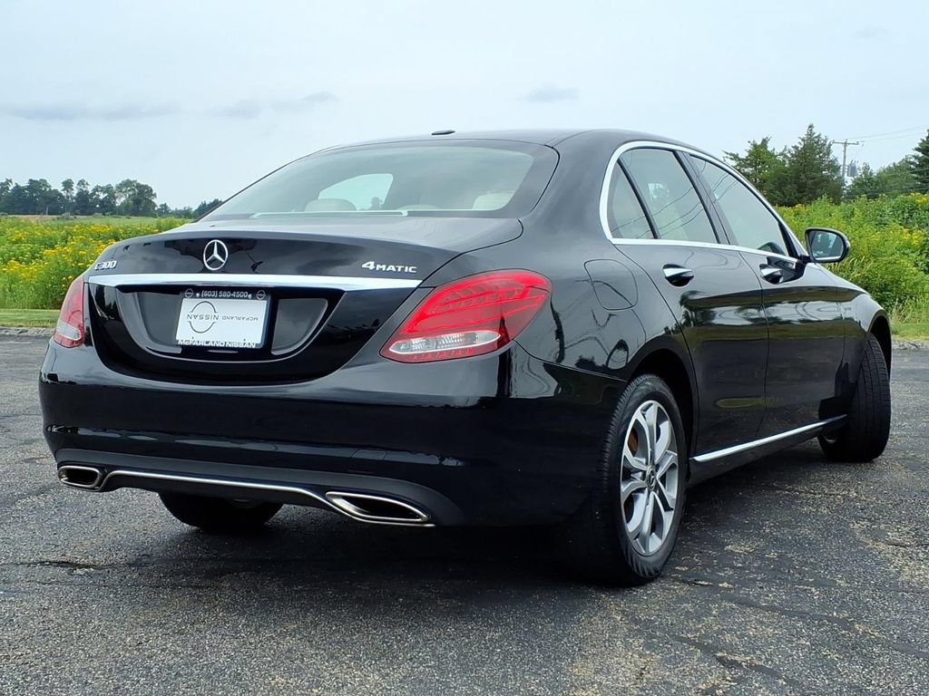 Used 2018 Mercedes-Benz C 300 4MATIC Sedan image 3