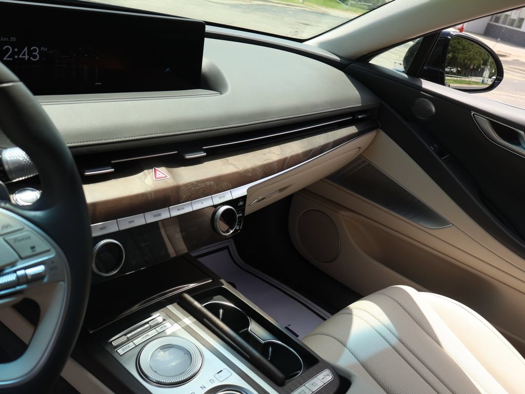 Used 2021 Genesis G80 2.5T w/ Advanced Package AWD/4WD image 23