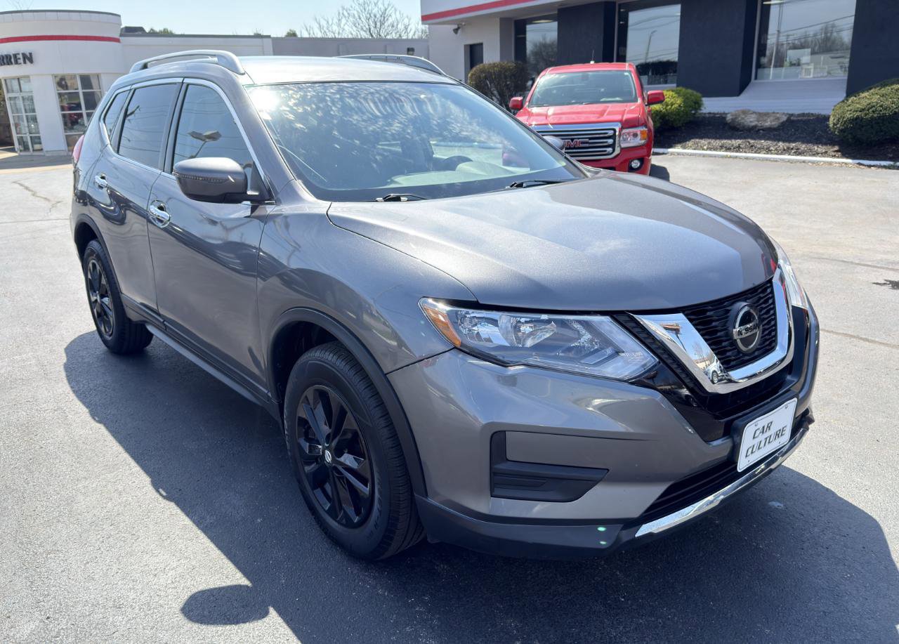 Used 2018 Nissan Rogue S w/ S Value Package image 4