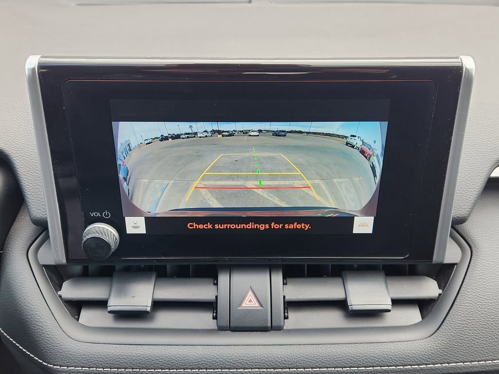Used 2024 Toyota RAV4 LE image 21