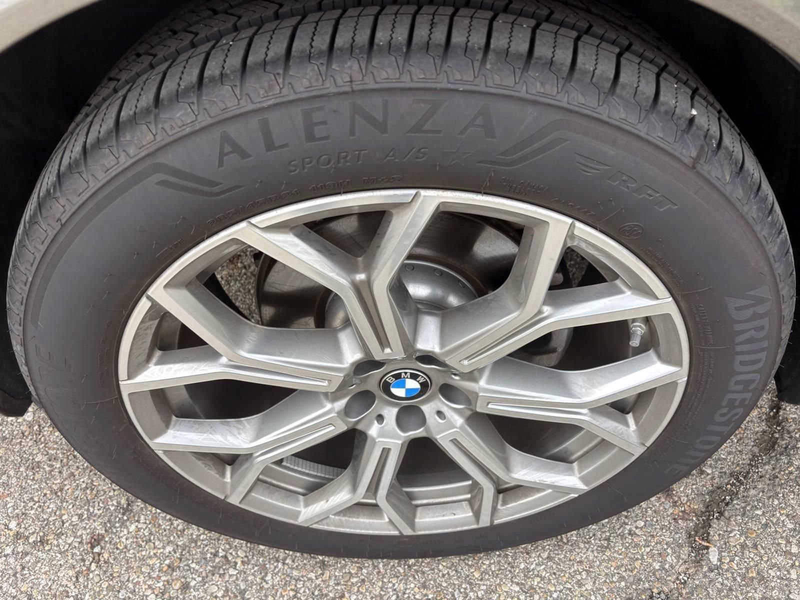 Used 2026 BMW X7 xDrive40i w/ Premium Package AWD/4WD image 10