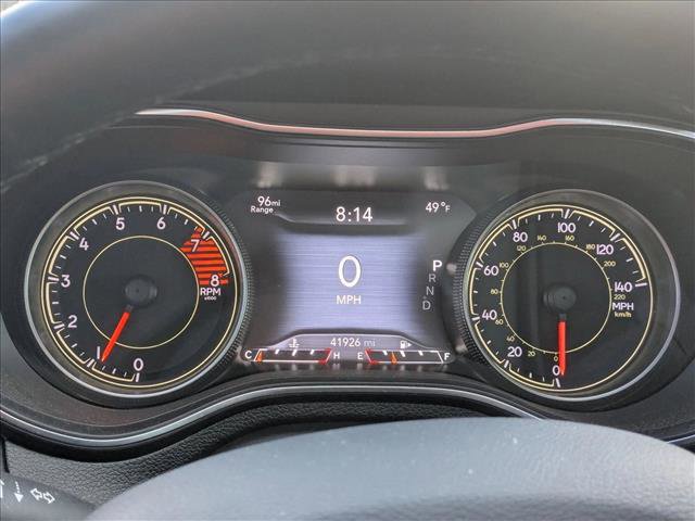 Used 2019 Jeep Cherokee Trailhawk image 10