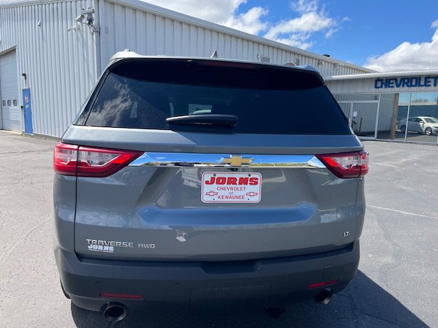 Used 2021 Chevrolet Traverse LT image 4