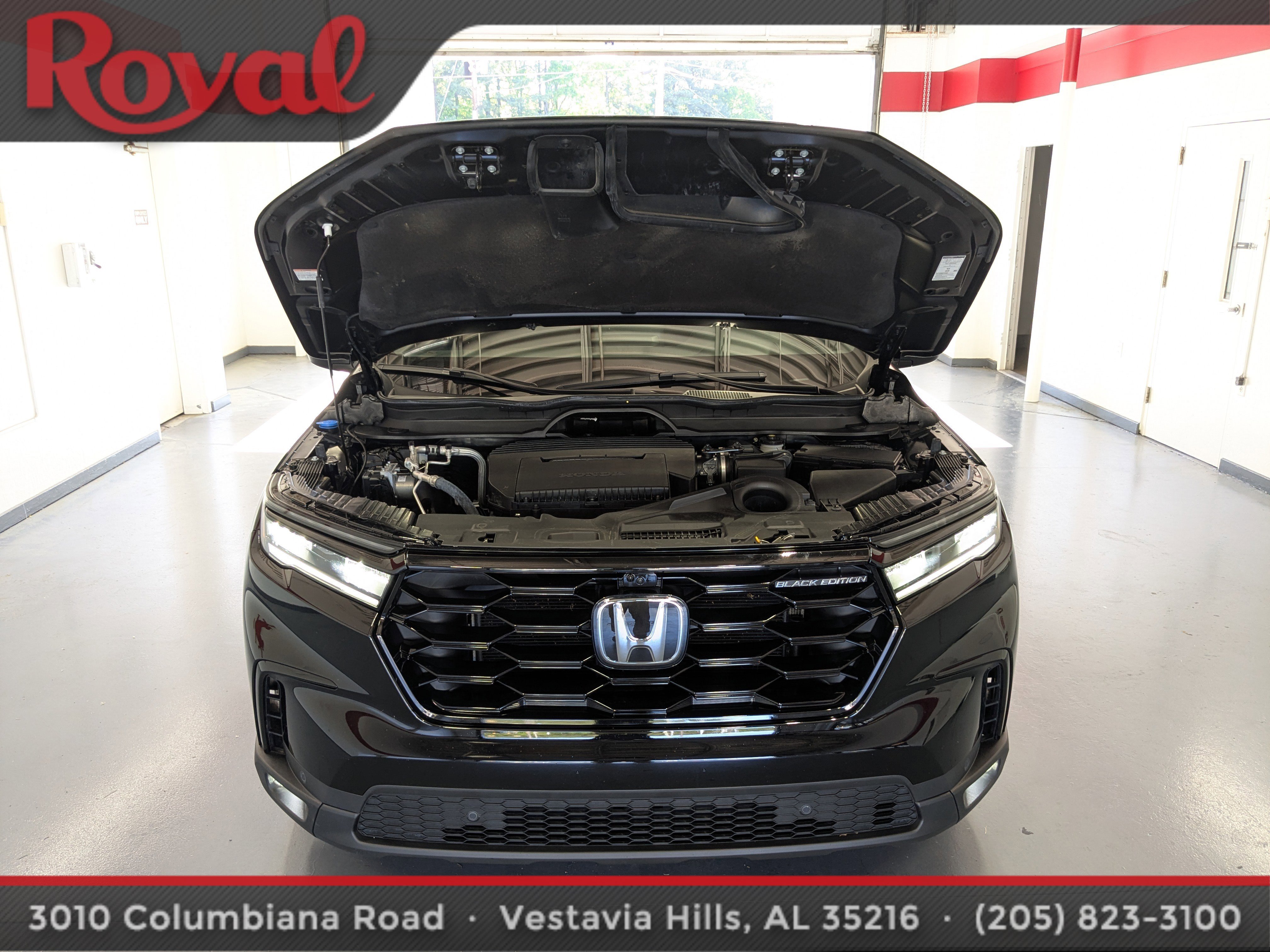 Used 2025 Honda Pilot Black Edition image 27