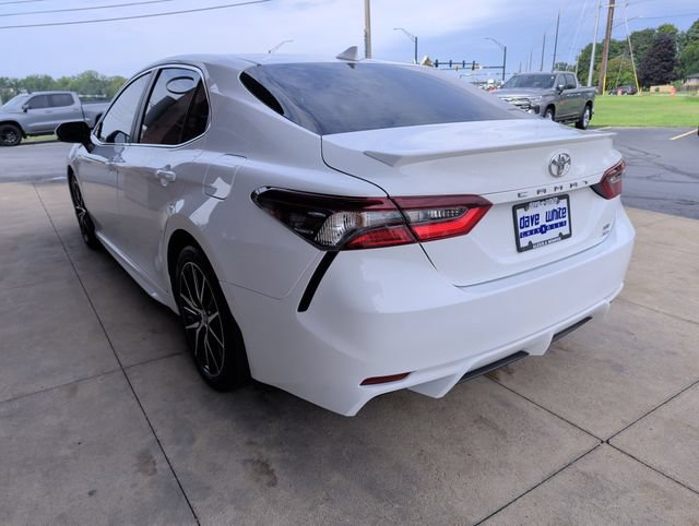 Used 2023 Toyota Camry SE AWD/4WD image 6