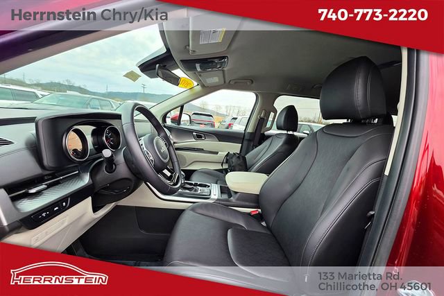 Used 2024 Kia Carnival LX FWD image 21