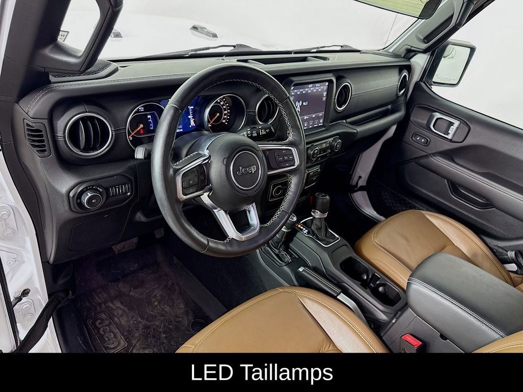 Used 2020 Jeep Wrangler Unlimited Sahara image 16