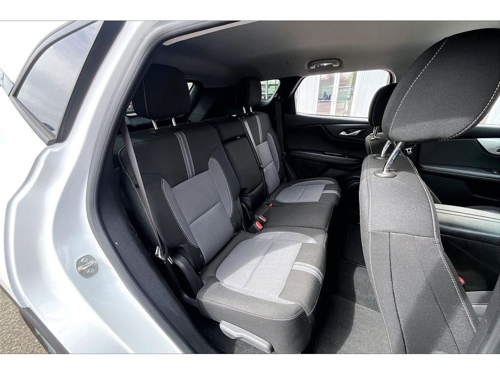 Used 2025 Chevrolet Blazer LT AWD/4WD image 30