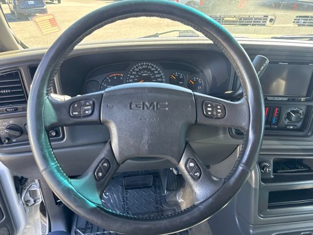 Used 2004 GMC Sierra 2500 SLE w/ Heavy-Duty Power Package RWD image 19