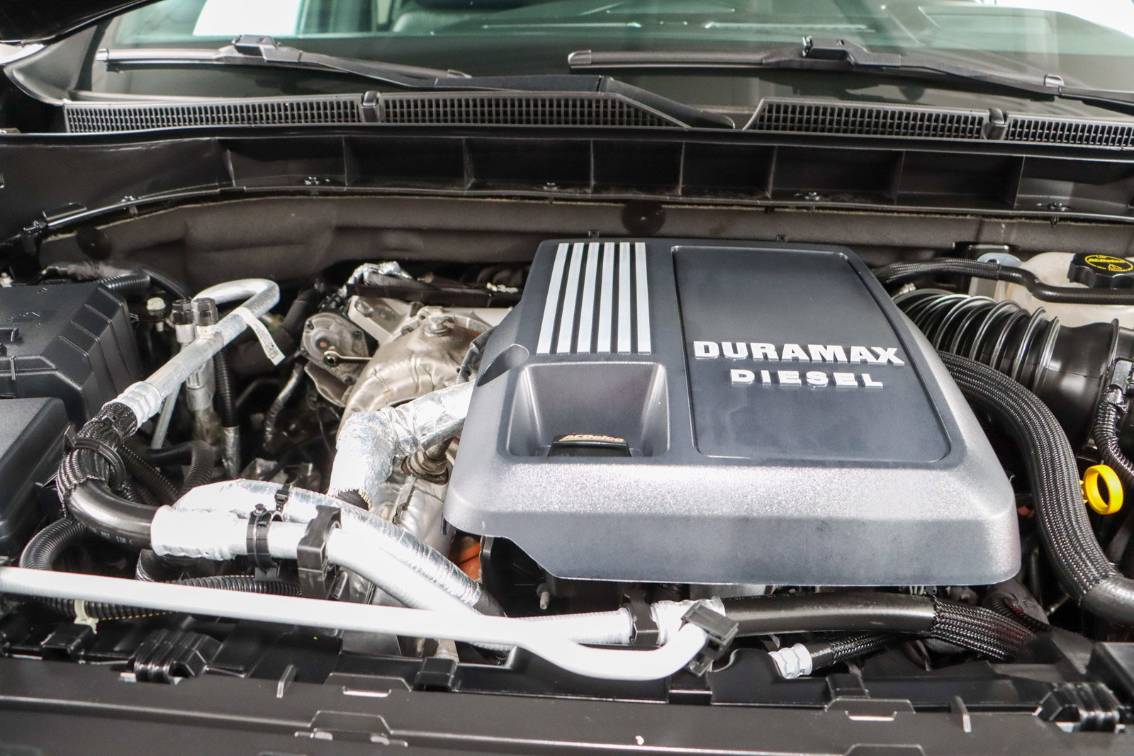 Used 2024 GMC Yukon XL Denali image 37