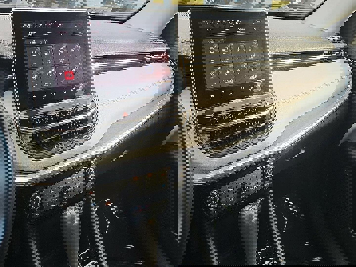 Used 2022 Jeep Compass Limited image 15