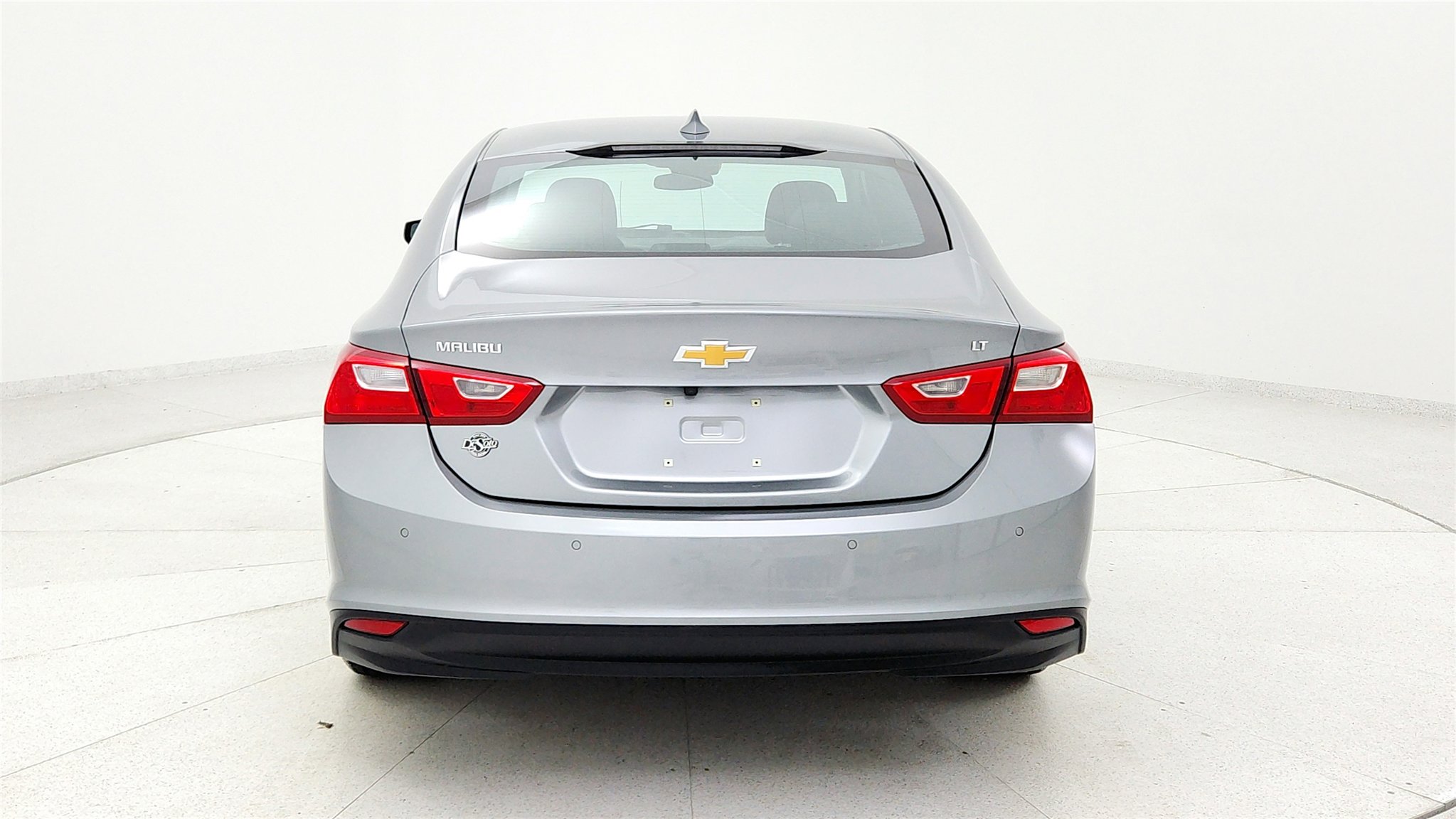 Used 2025 Chevrolet Malibu LT image 3