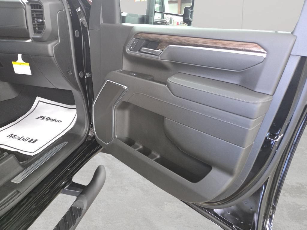 New 2026 Chevrolet Silverado 3500 LT w/ Trail Boss Package AWD/4WD image 38