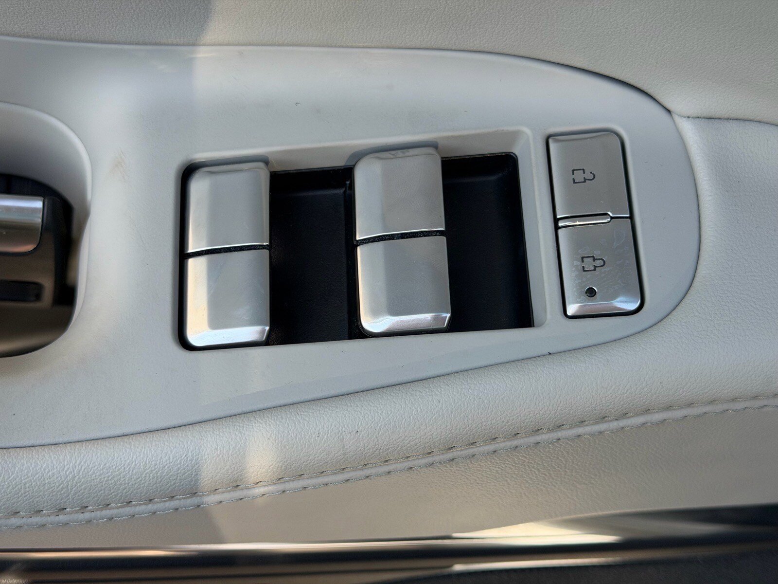 New 2026 Lincoln Navigator Reserve AWD/4WD image 26