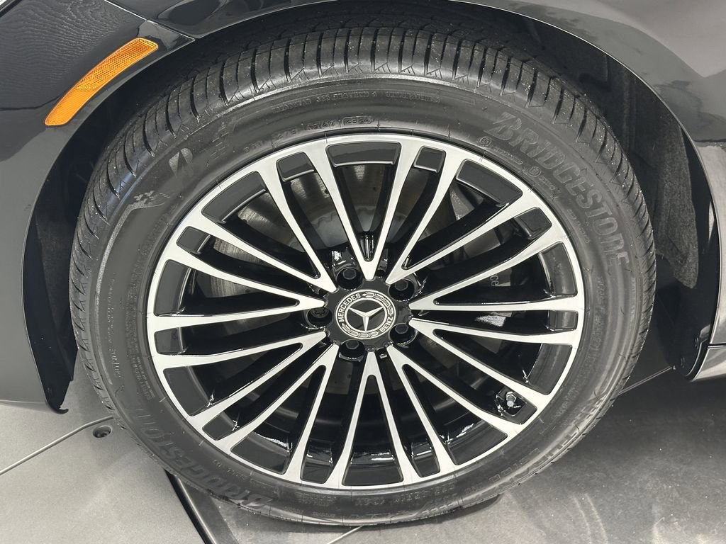 Certified 2025 Mercedes-Benz S 580e 4MATIC Sedan image 12