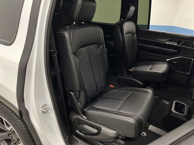 Used 2024 Jeep Wagoneer Series III w/ Convenience Group I image 33