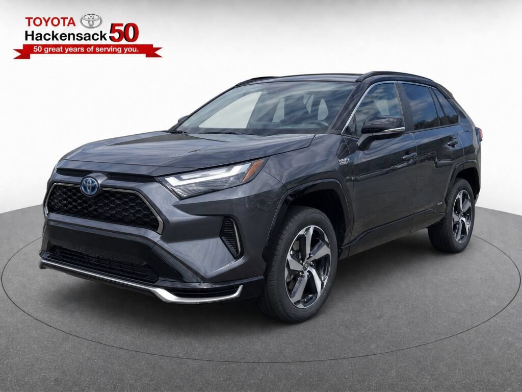 Used 2023 Toyota RAV4 SE w/ Weather & Moonroof Package AWD/4WD image 37