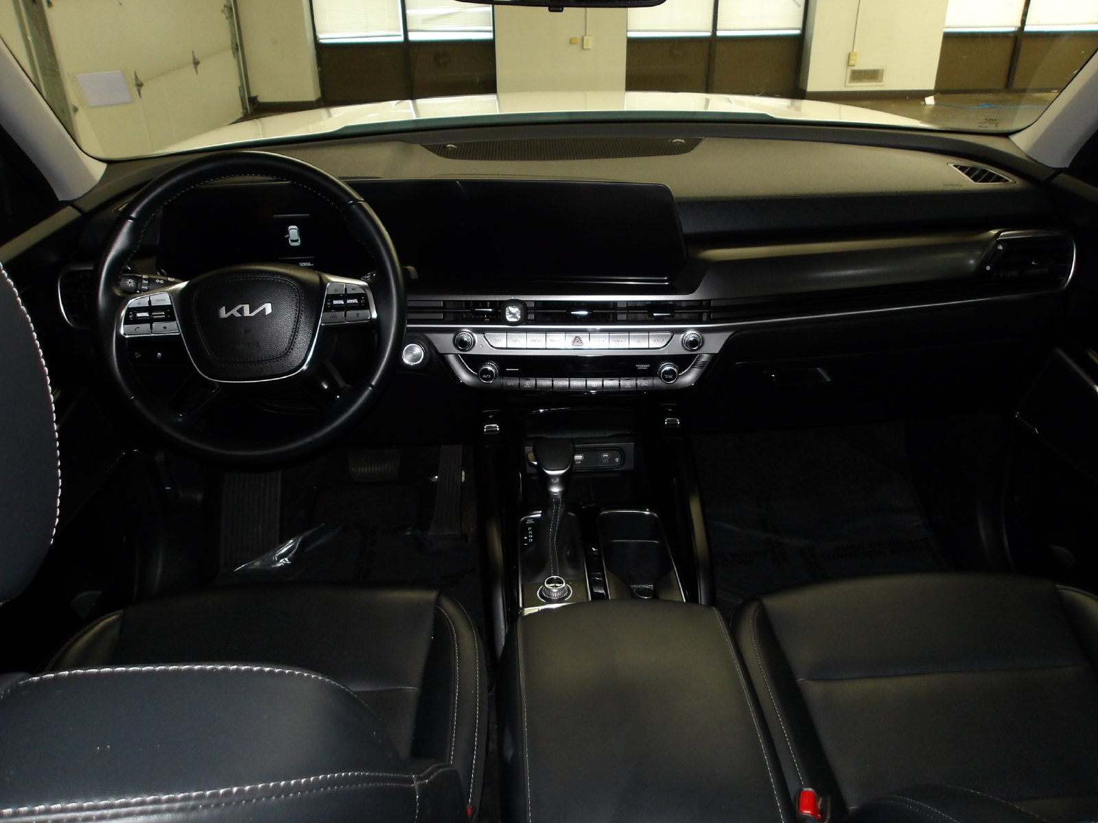 Used 2024 Kia Telluride S AWD/4WD image 10