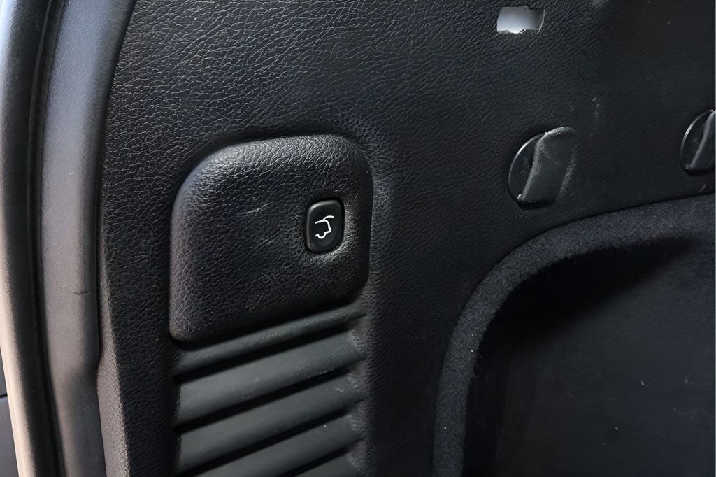 Used 2015 Jeep Grand Cherokee Limited image 18