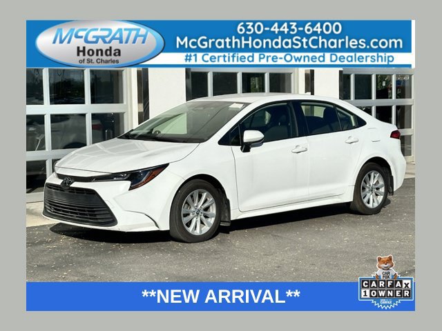 Used 2023 Toyota Corolla LE w/ LE Convenience Package FWD image 1