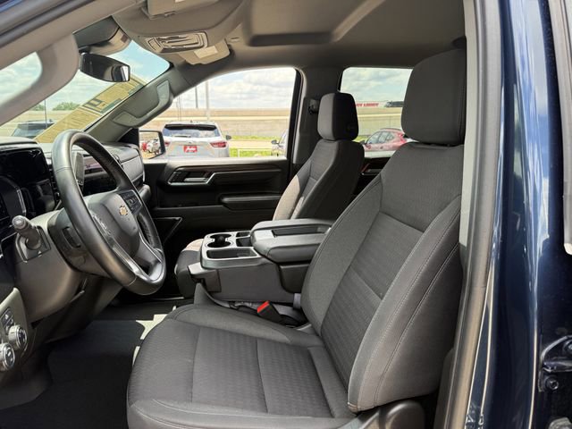 Used 2023 Chevrolet Silverado 1500 LT AWD/4WD image 26