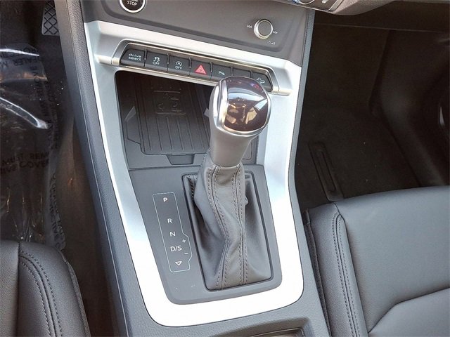 New 2025 Audi Q3 2.0T Premium image 11
