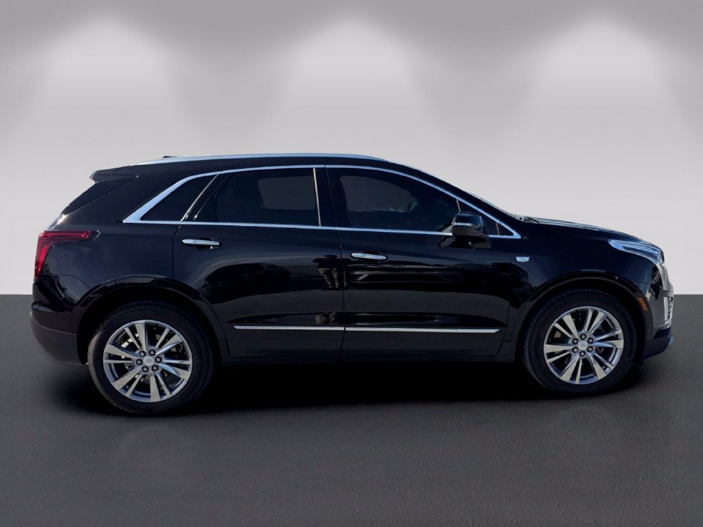Used 2024 Cadillac XT5 Premium Luxury FWD image 3