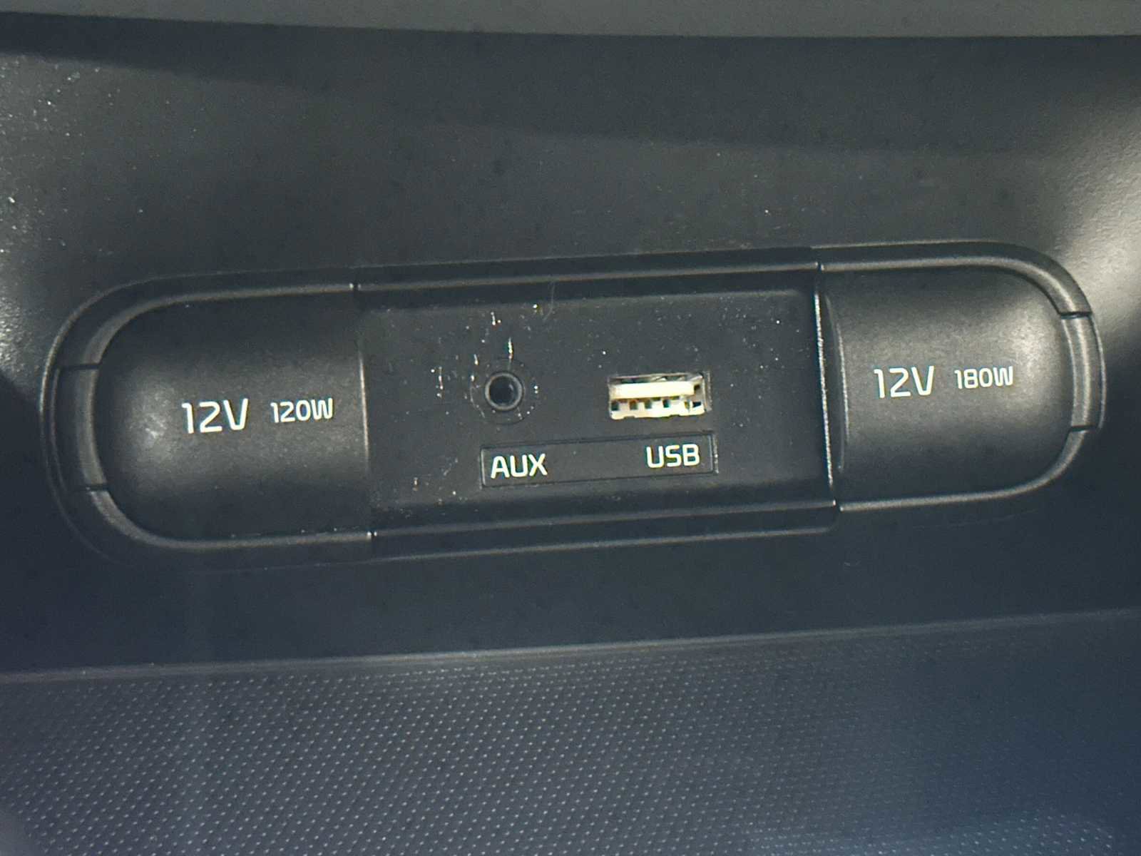 Used 2016 Kia Soul EV + image 15