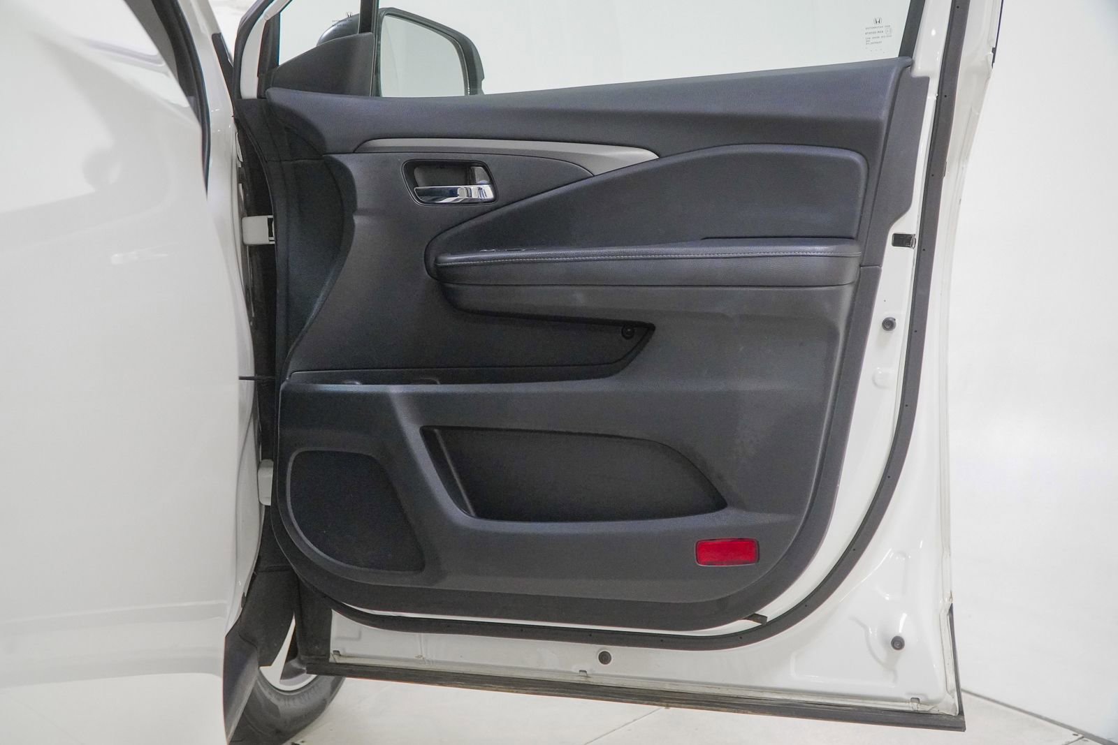 Used 2019 Honda Ridgeline RTL-T image 38