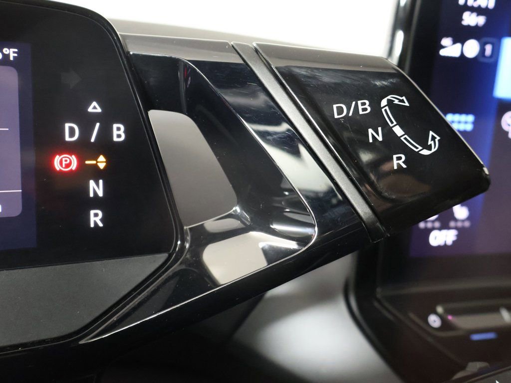 Used 2023 Volkswagen ID.4 Pro image 41