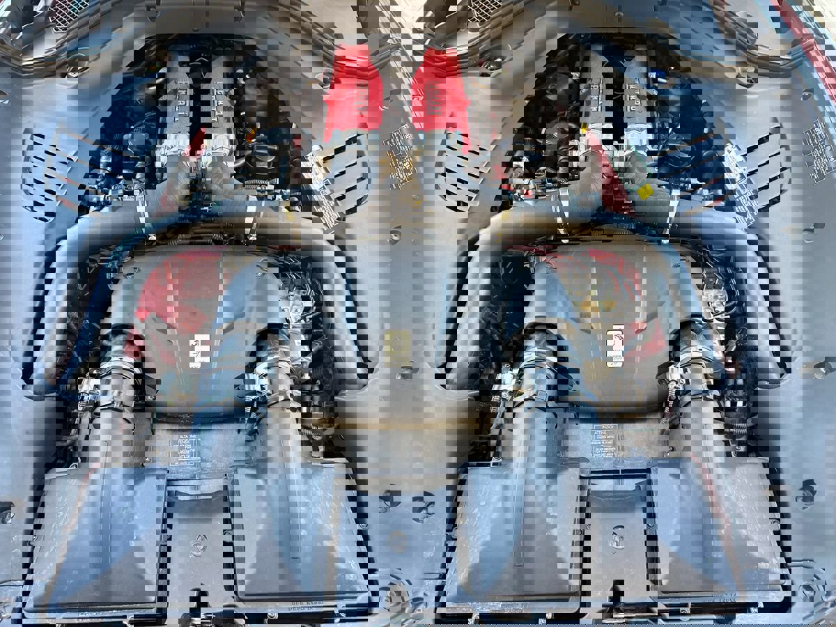 Used 2017 Ferrari California T image 30