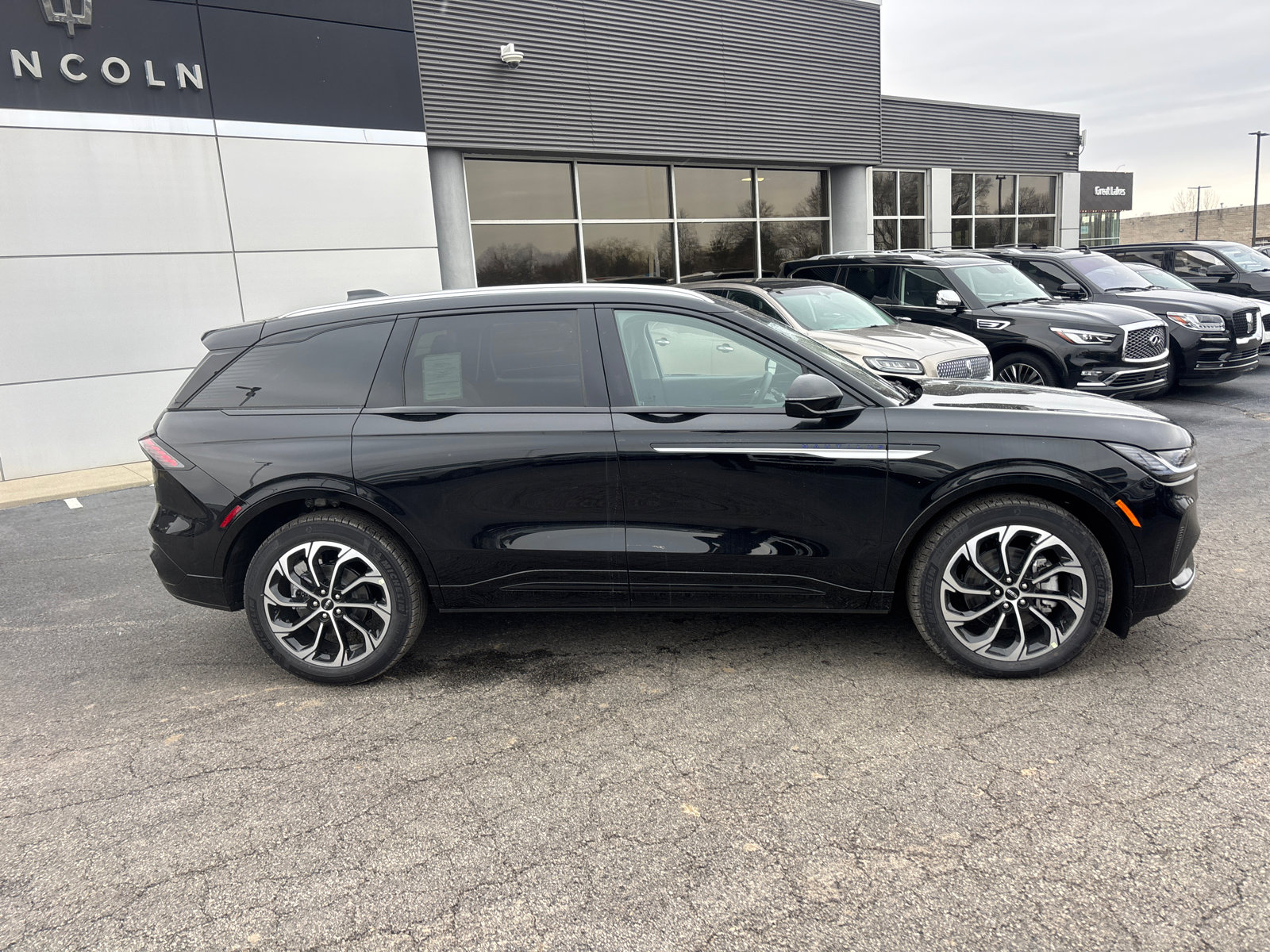 New 2026 Lincoln Nautilus Reserve image 8