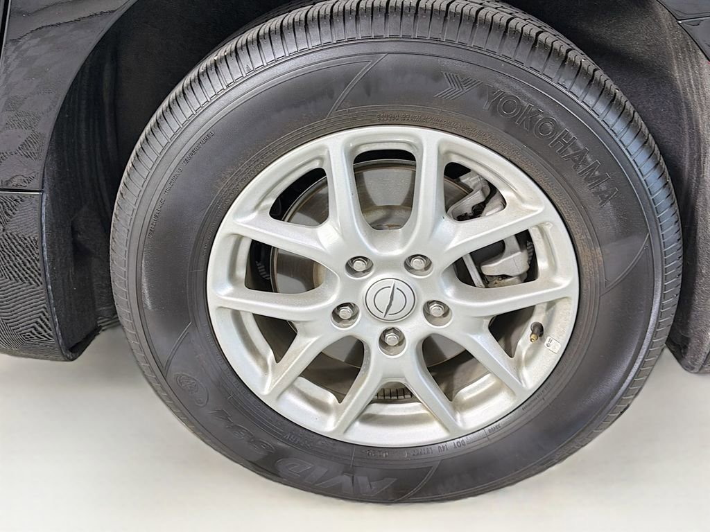 Used 2025 Chrysler Pacifica Select image 34